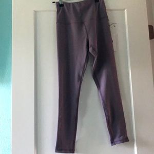 Zyia Plum Flame Hi-Rise 7/8 Leggings